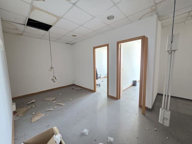 Büro zu verkaufen in Mollet del Vallès - 126.000 € (Ref: 9982934)