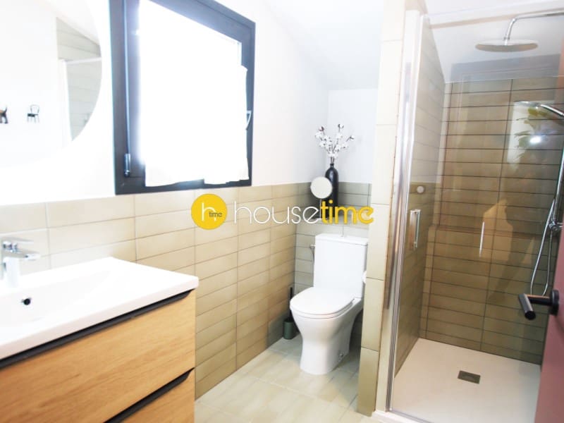 Casa de 3 habitaciones en Vilassar de Mar en alquiler con garaje - 2.700 € (Ref: 9983824)
