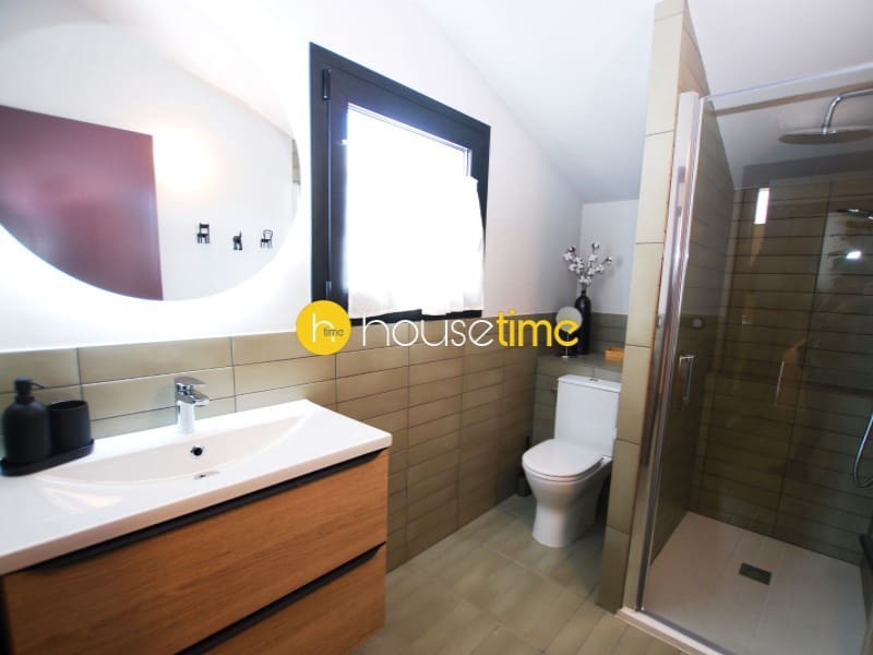 Casa de 3 habitaciones en Vilassar de Mar en alquiler con garaje - 2.700 € (Ref: 9983824)