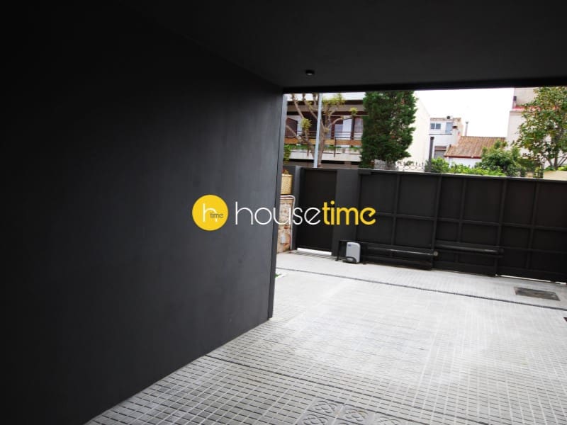 Casa de 3 habitaciones en Vilassar de Mar en alquiler con garaje - 2.700 € (Ref: 9983824)