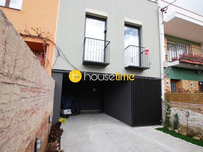 Casa de 3 habitaciones en Vilassar de Mar en alquiler con garaje - 2.700 € (Ref: 9983824)