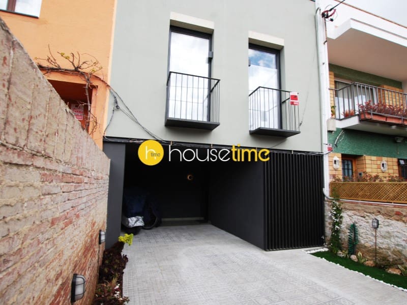Casa de 3 habitaciones en Vilassar de Mar en alquiler con garaje - 2.700 € (Ref: 9983824)