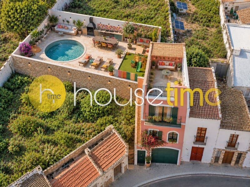 3 chambre Maison de Ville à vendre à Arenys de Mar avec garage - 240 000 € (Ref: 9990681)