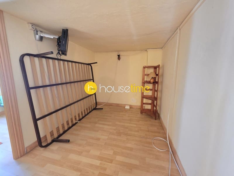 Building Plot for sale in Sant Iscle de Vallalta - € 140,000 (Ref: 9995132)