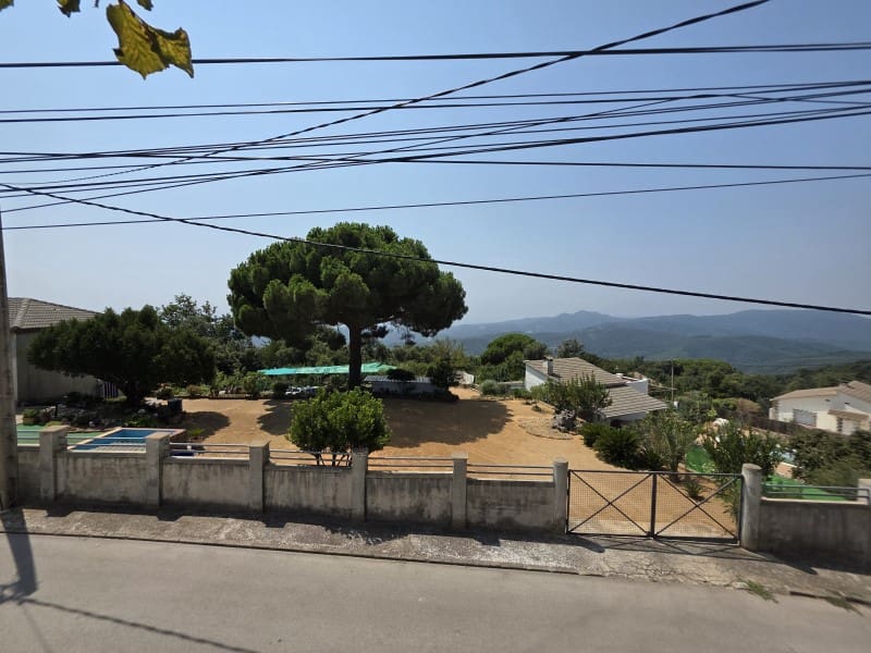 Building Plot for sale in Sant Iscle de Vallalta - € 140,000 (Ref: 9995132)