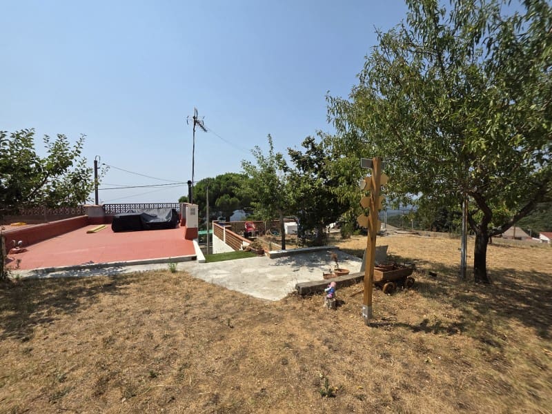 Building Plot for sale in Sant Iscle de Vallalta - € 140,000 (Ref: 9995132)
