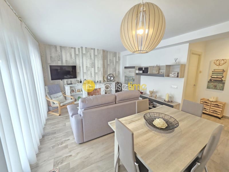 4 bedroom Townhouse for sale in Blanes - € 325,000 (Ref: 9997090)