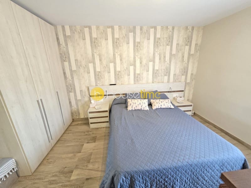 4 bedroom Townhouse for sale in Blanes - € 325,000 (Ref: 9997090)