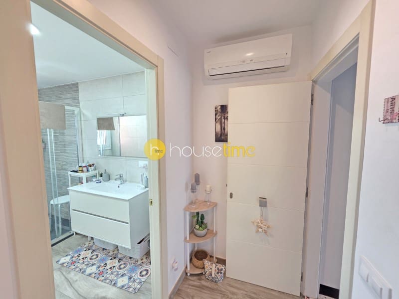4 bedroom Townhouse for sale in Blanes - € 325,000 (Ref: 9997090)