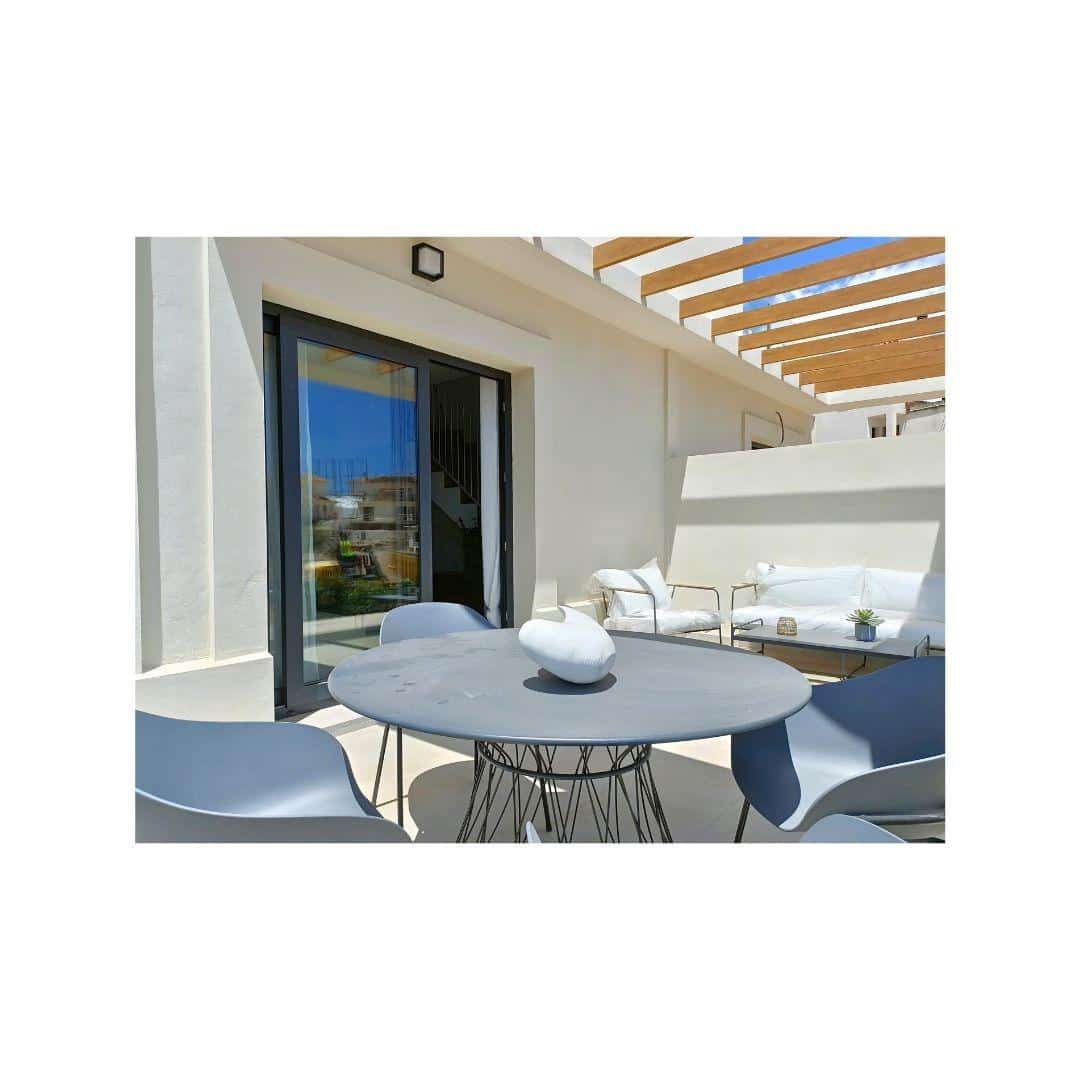 2 sovrum Semi-fristående Villa till salu i Cala Mandia med pool garage - 405 000 € (Ref: 10004254)