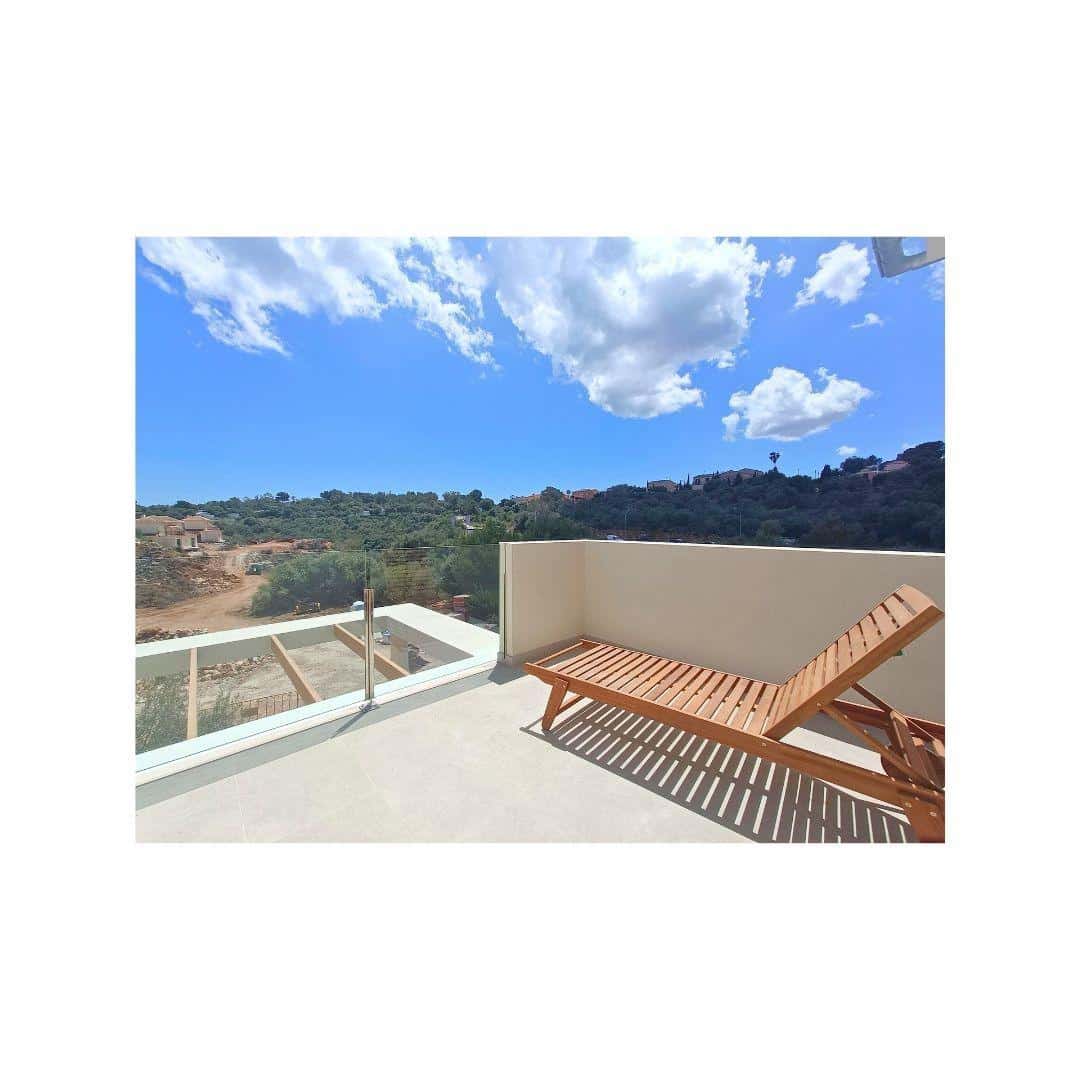 2 sovrum Semi-fristående Villa till salu i Cala Mandia med pool garage - 405 000 € (Ref: 10004254)