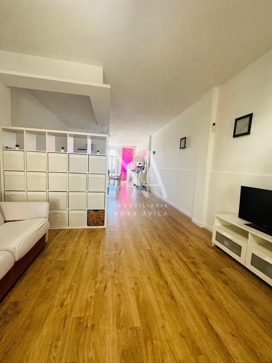 Commercieel te huur in Santa Ponsa - € 1.200 (Ref: 10044873)
