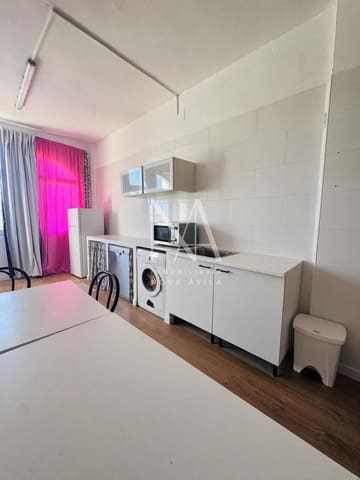 Comercial para arrendar em Santa Ponsa, Calvià - 1 200 € (Ref: 10044873)