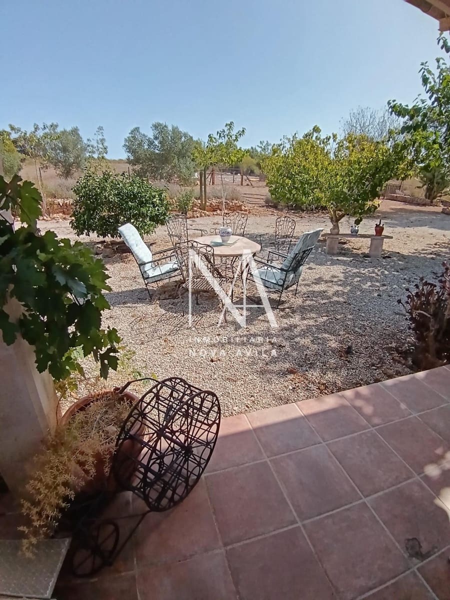 3 soveværelse Finca/Landehus til salg i Sencelles med swimmingpool - € 725.000 (Ref: 10055361)
