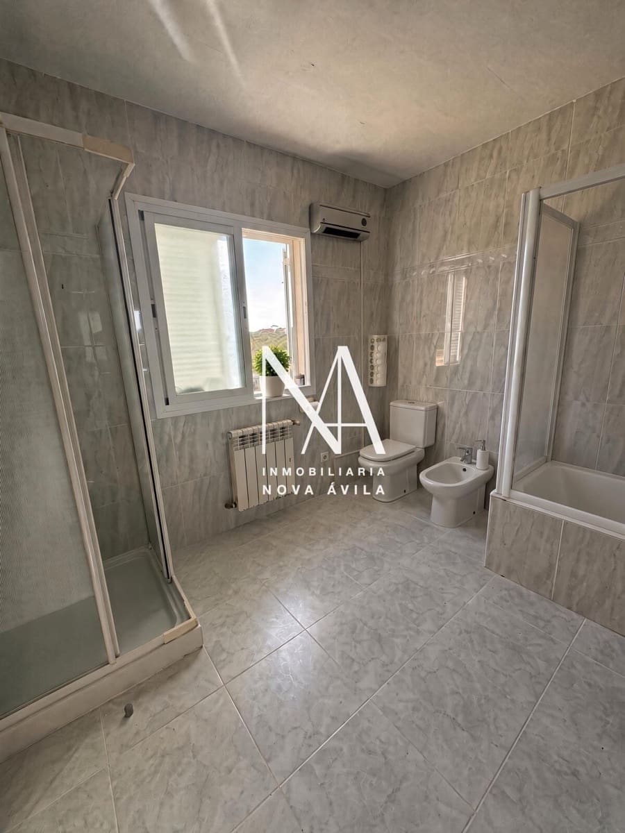 4 slaapkamer Halfvrijstaande villa te koop in Les Palmeres met zwembad garage - € 1.199.000 (Ref: 10094754)