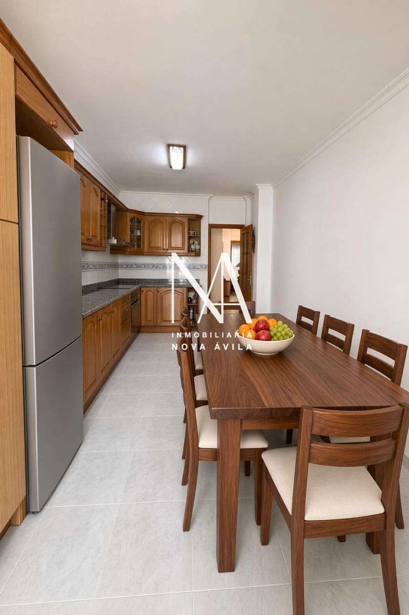 4 slaapkamer Halfvrijstaande villa te koop in Les Palmeres met zwembad garage - € 1.199.000 (Ref: 10094754)