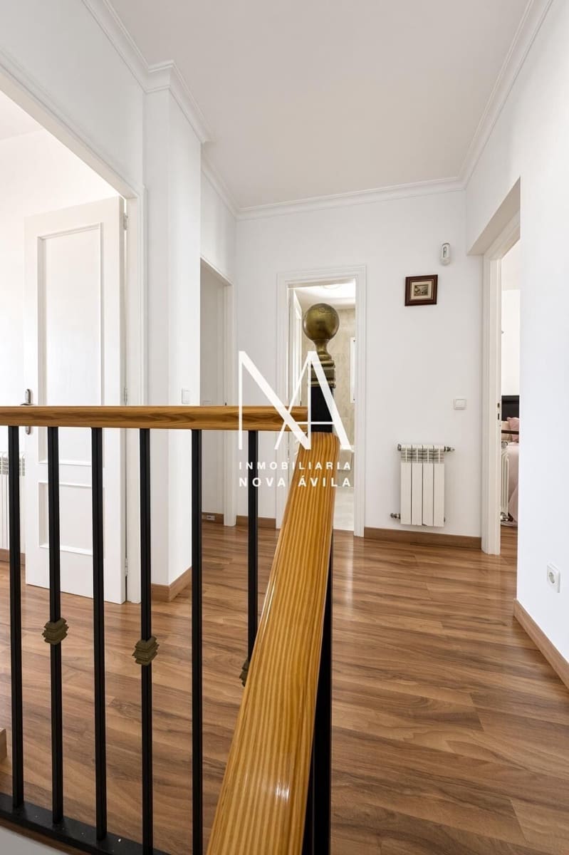 4 slaapkamer Halfvrijstaande villa te koop in Les Palmeres met zwembad garage - € 1.199.000 (Ref: 10094754)