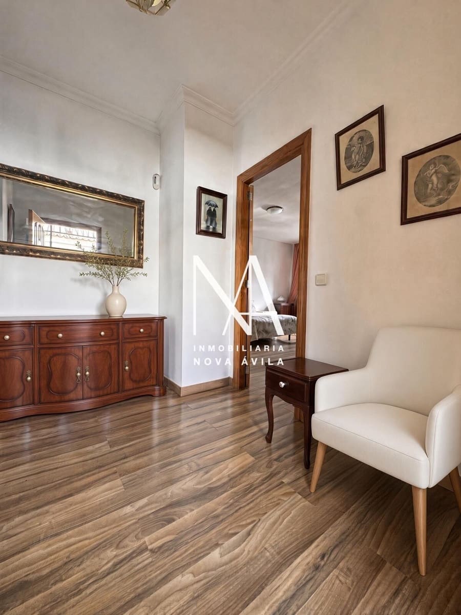 4 slaapkamer Halfvrijstaande villa te koop in Les Palmeres met zwembad garage - € 1.199.000 (Ref: 10094754)
