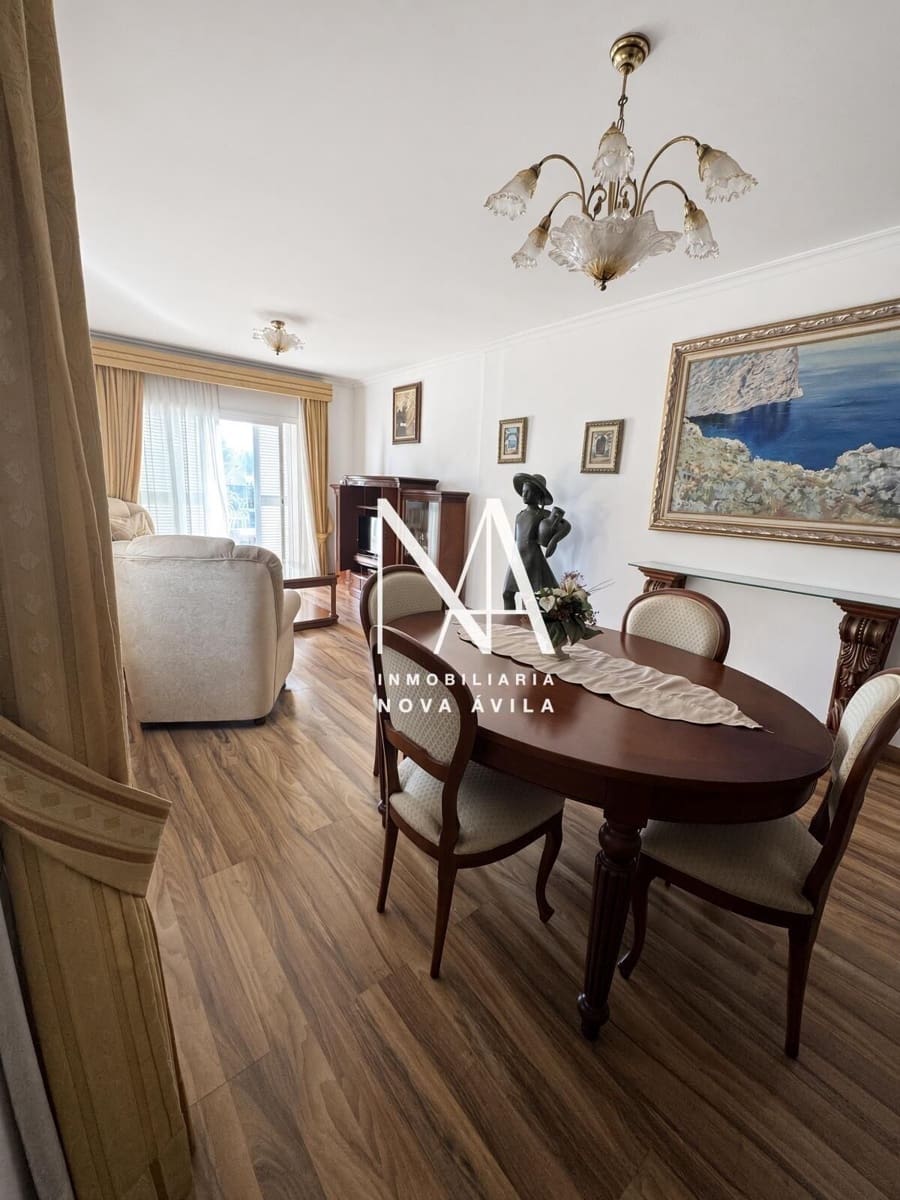 4 slaapkamer Halfvrijstaande villa te koop in Les Palmeres met zwembad garage - € 1.199.000 (Ref: 10094754)