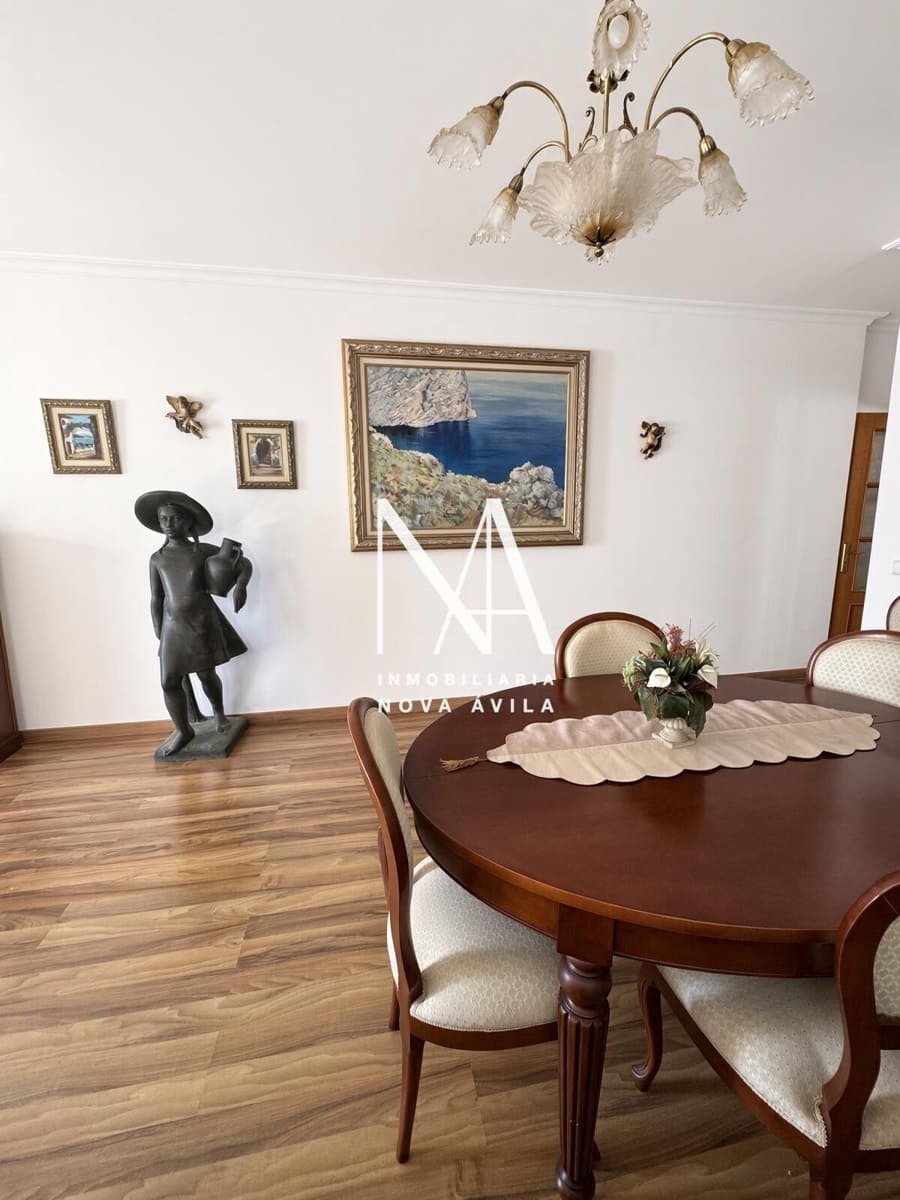4 slaapkamer Halfvrijstaande villa te koop in Les Palmeres met zwembad garage - € 1.199.000 (Ref: 10094754)