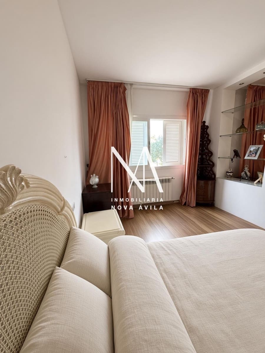 4 slaapkamer Halfvrijstaande villa te koop in Les Palmeres met zwembad garage - € 1.199.000 (Ref: 10094754)