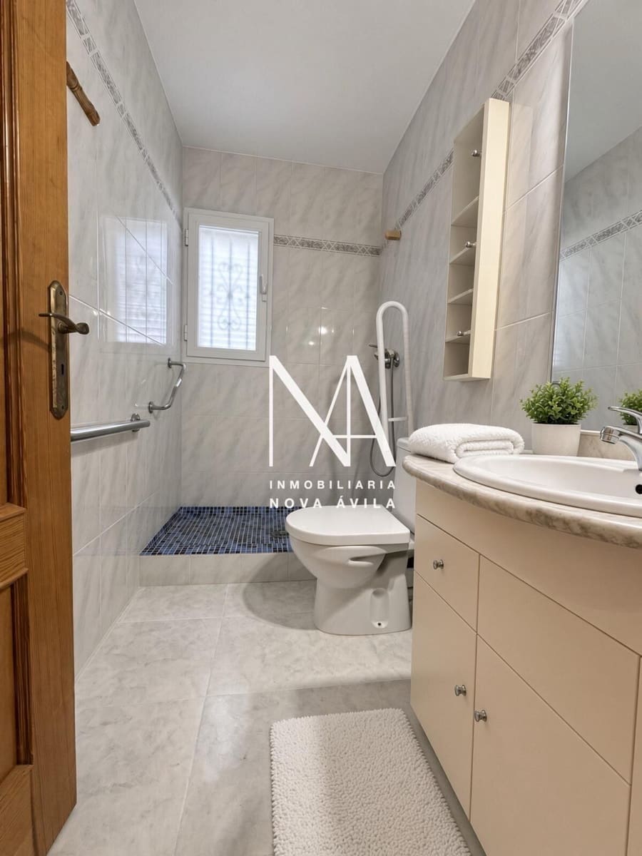 4 slaapkamer Halfvrijstaande villa te koop in Les Palmeres met zwembad garage - € 1.199.000 (Ref: 10094754)