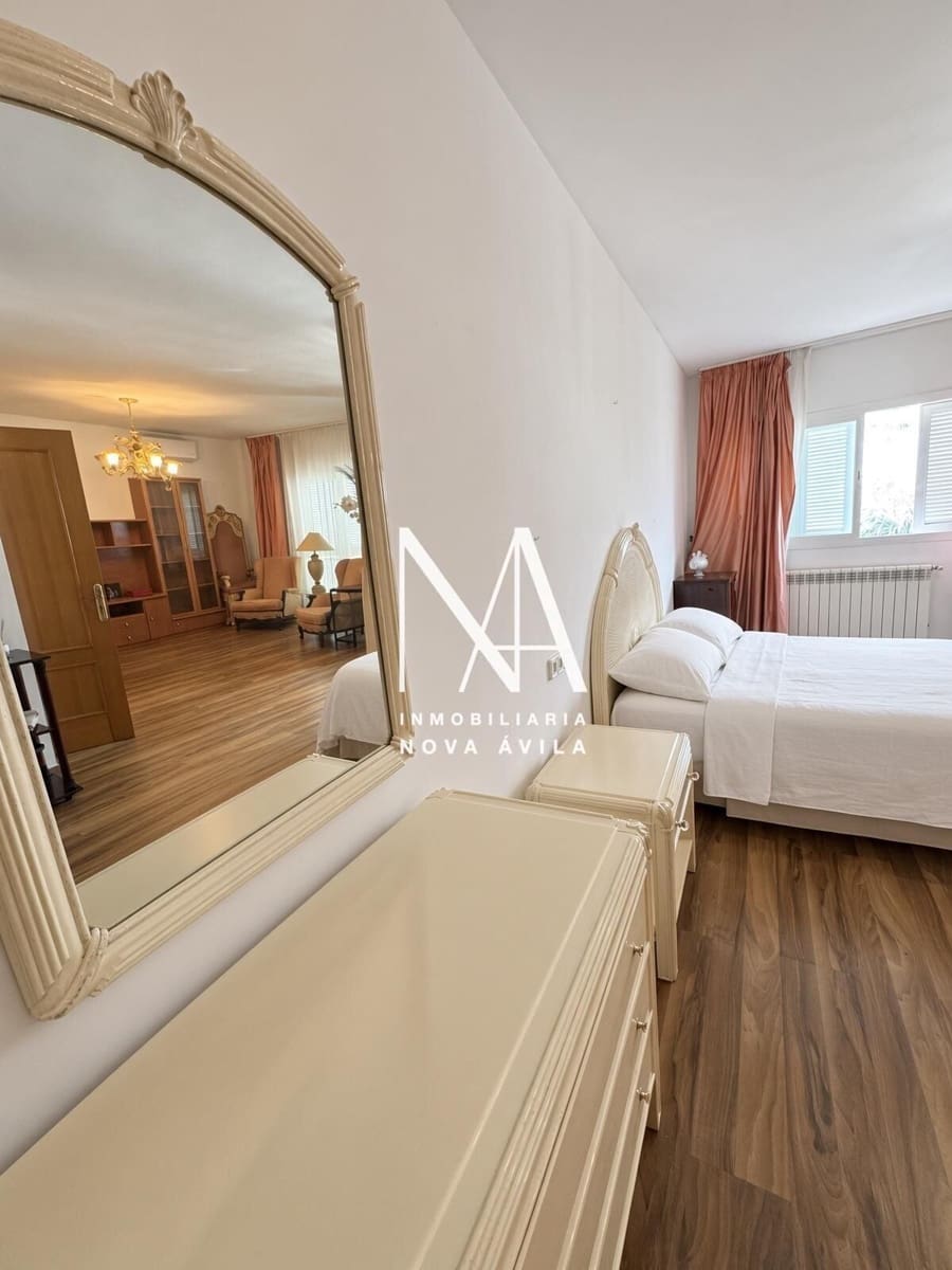 4 slaapkamer Halfvrijstaande villa te koop in Les Palmeres met zwembad garage - € 1.199.000 (Ref: 10094754)