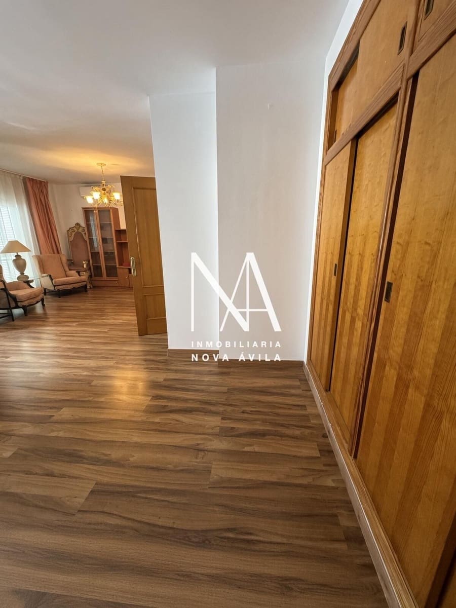 4 slaapkamer Halfvrijstaande villa te koop in Les Palmeres met zwembad garage - € 1.199.000 (Ref: 10094754)