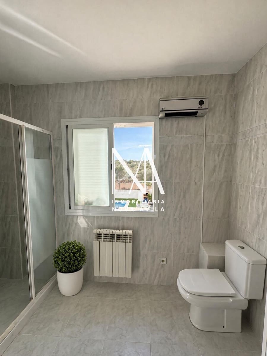 4 slaapkamer Halfvrijstaande villa te koop in Les Palmeres met zwembad garage - € 1.199.000 (Ref: 10094754)