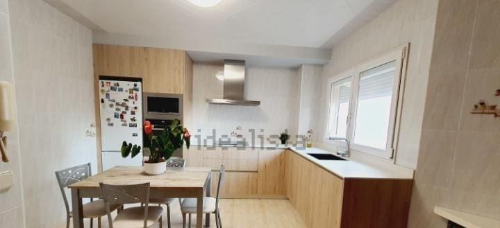 6 chambre Villa/Maison à vendre à Palma de Mallorca avec garage - 640 000 € (Ref: 9999245)