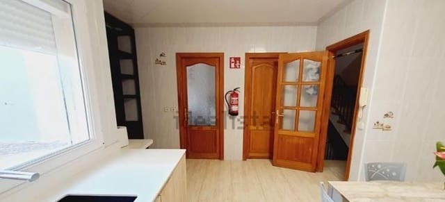 6 sypialnia Willa na sprzedaż w Palma de Mallorca z garażem - 640 000 € (Ref: 9999245)