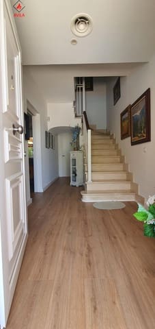 4 makuuhuone Paritalo myytävänä paikassa Puig de Ros, Llucmajor mukana uima-altaan - 990 000 € (Ref: 9999246)