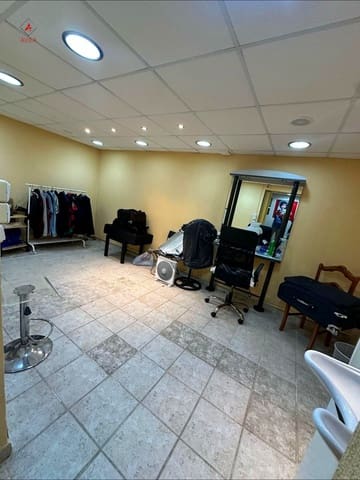 Kommersiell til salgs i L'Arenal / S'Arenal, Llucmajor - € 127 200 (Ref: 9999251)