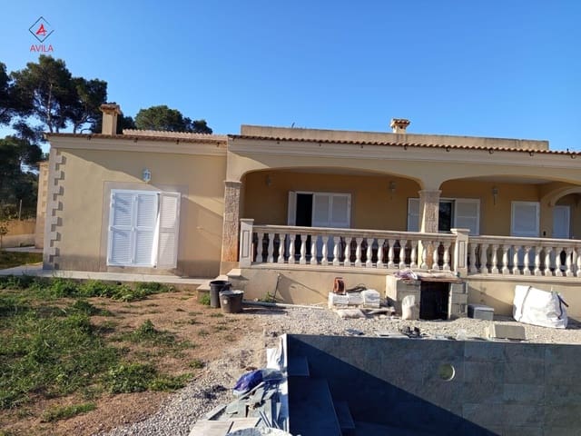 4 soveværelse Villa til salg i Llucmajor med swimmingpool garage - € 1.431.500 (Ref: 9999254)