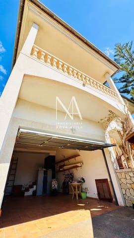 Chalet de 4 habitaciones en Inca en venta con piscina garaje - 1.289.000 € (Ref: 9999258)