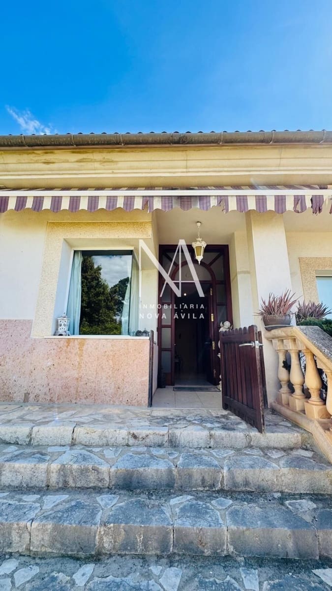 Chalet de 4 habitaciones en Inca en venta con piscina garaje - 1.289.000 € (Ref: 9999258)