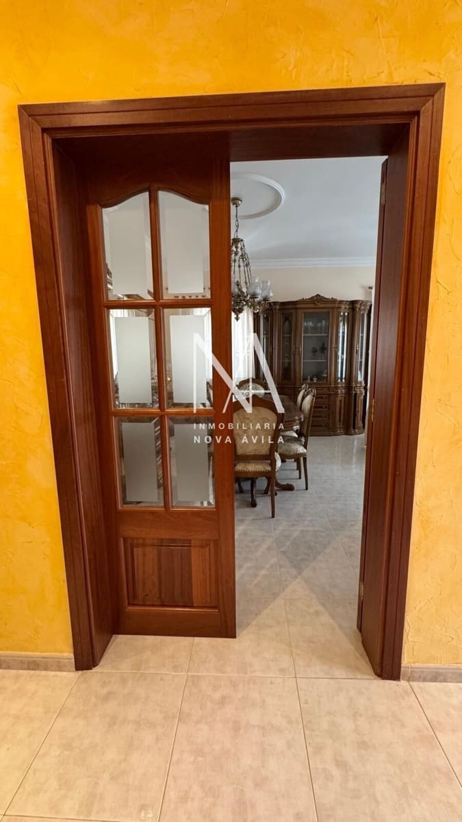 Chalet de 4 habitaciones en Inca en venta con piscina garaje - 1.289.000 € (Ref: 9999258)
