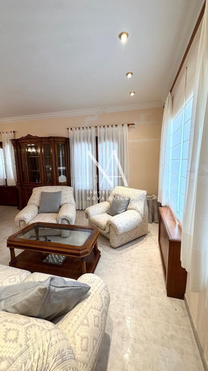 Chalet de 4 habitaciones en Inca en venta con piscina garaje - 1.289.000 € (Ref: 9999258)