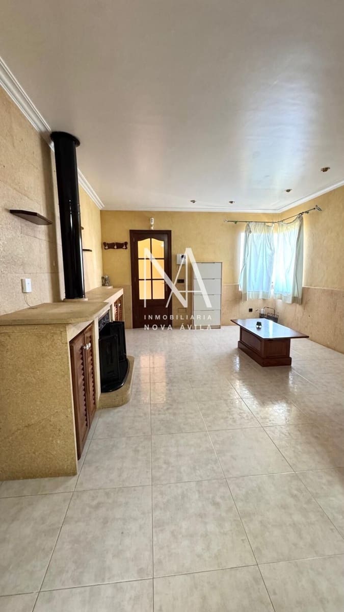 Chalet de 4 habitaciones en Inca en venta con piscina garaje - 1.289.000 € (Ref: 9999258)