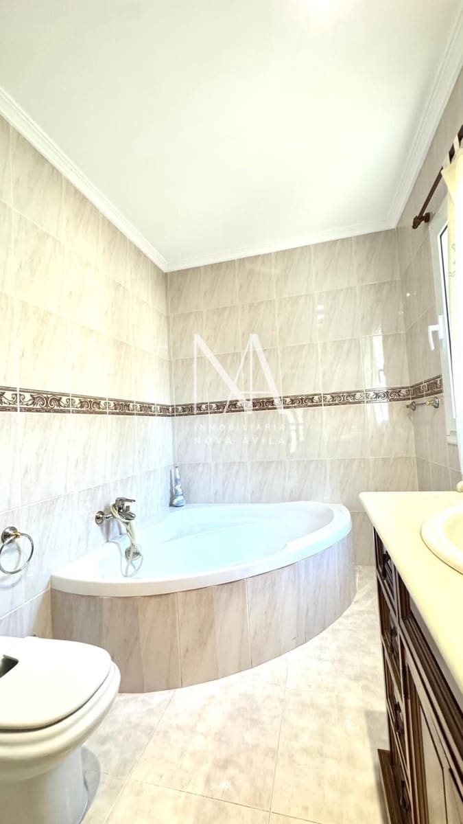 Chalet de 4 habitaciones en Inca en venta con piscina garaje - 1.289.000 € (Ref: 9999258)