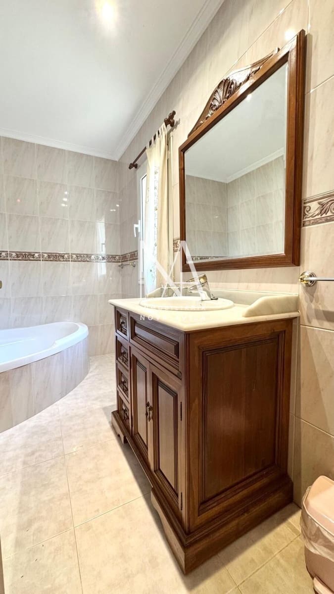 Chalet de 4 habitaciones en Inca en venta con piscina garaje - 1.289.000 € (Ref: 9999258)