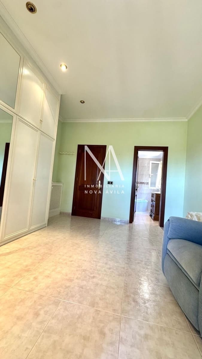 Chalet de 4 habitaciones en Inca en venta con piscina garaje - 1.289.000 € (Ref: 9999258)