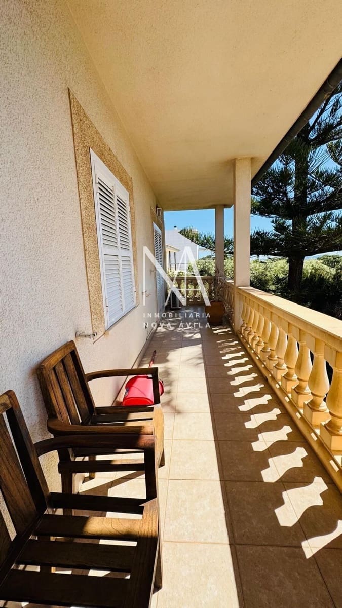 Chalet de 4 habitaciones en Inca en venta con piscina garaje - 1.289.000 € (Ref: 9999258)