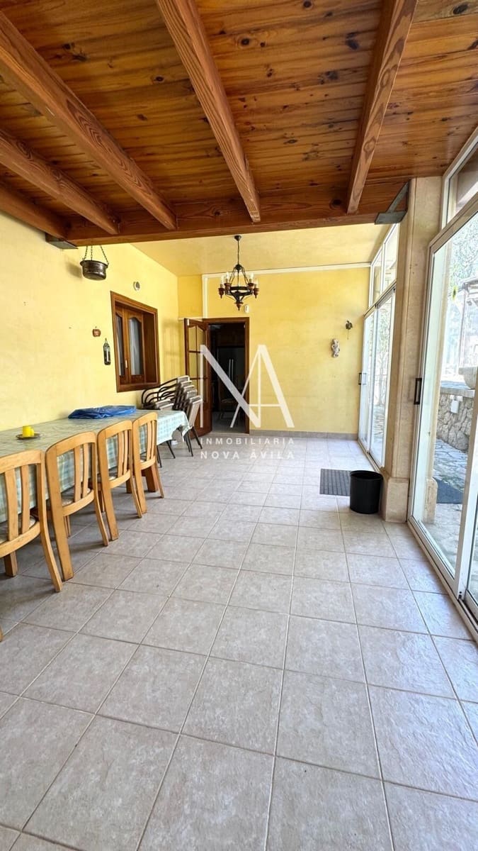 Chalet de 4 habitaciones en Inca en venta con piscina garaje - 1.289.000 € (Ref: 9999258)