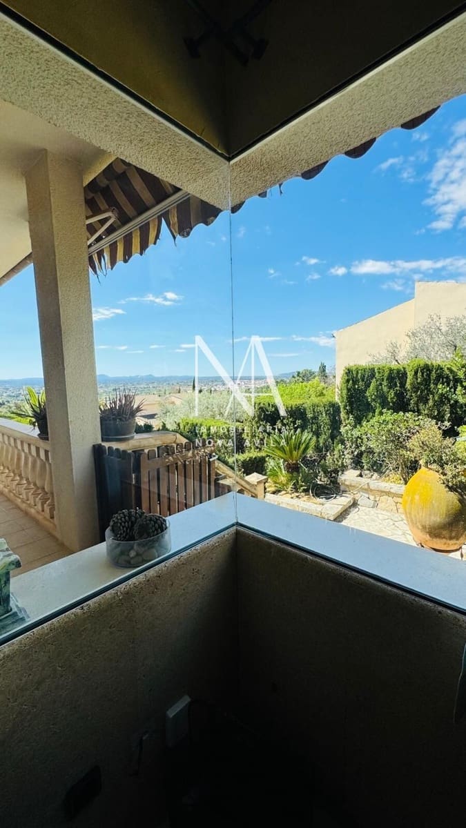 Chalet de 4 habitaciones en Inca en venta con piscina garaje - 1.289.000 € (Ref: 9999258)