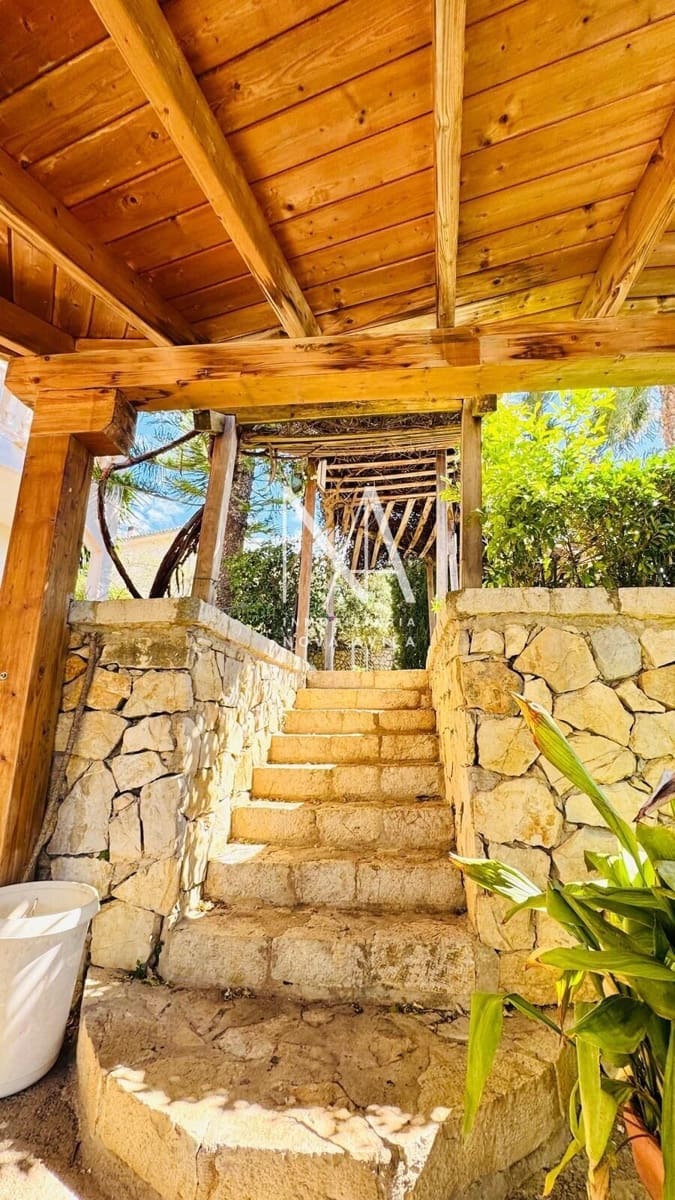 Chalet de 4 habitaciones en Inca en venta con piscina garaje - 1.289.000 € (Ref: 9999258)