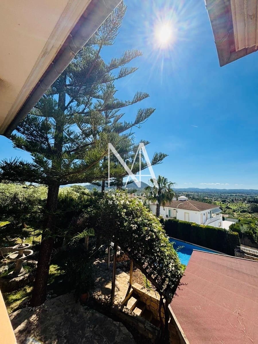 Chalet de 4 habitaciones en Inca en venta con piscina garaje - 1.289.000 € (Ref: 9999258)