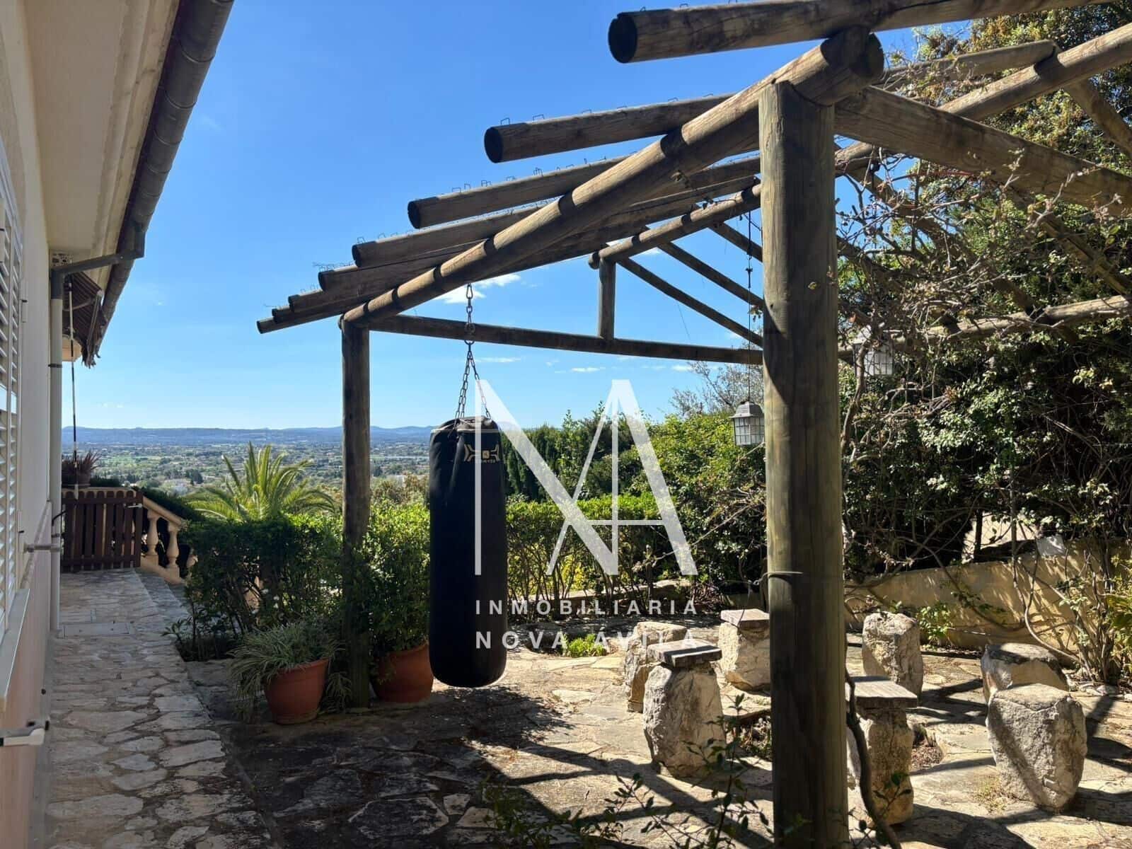 Chalet de 4 habitaciones en Inca en venta con piscina garaje - 1.289.000 € (Ref: 9999258)