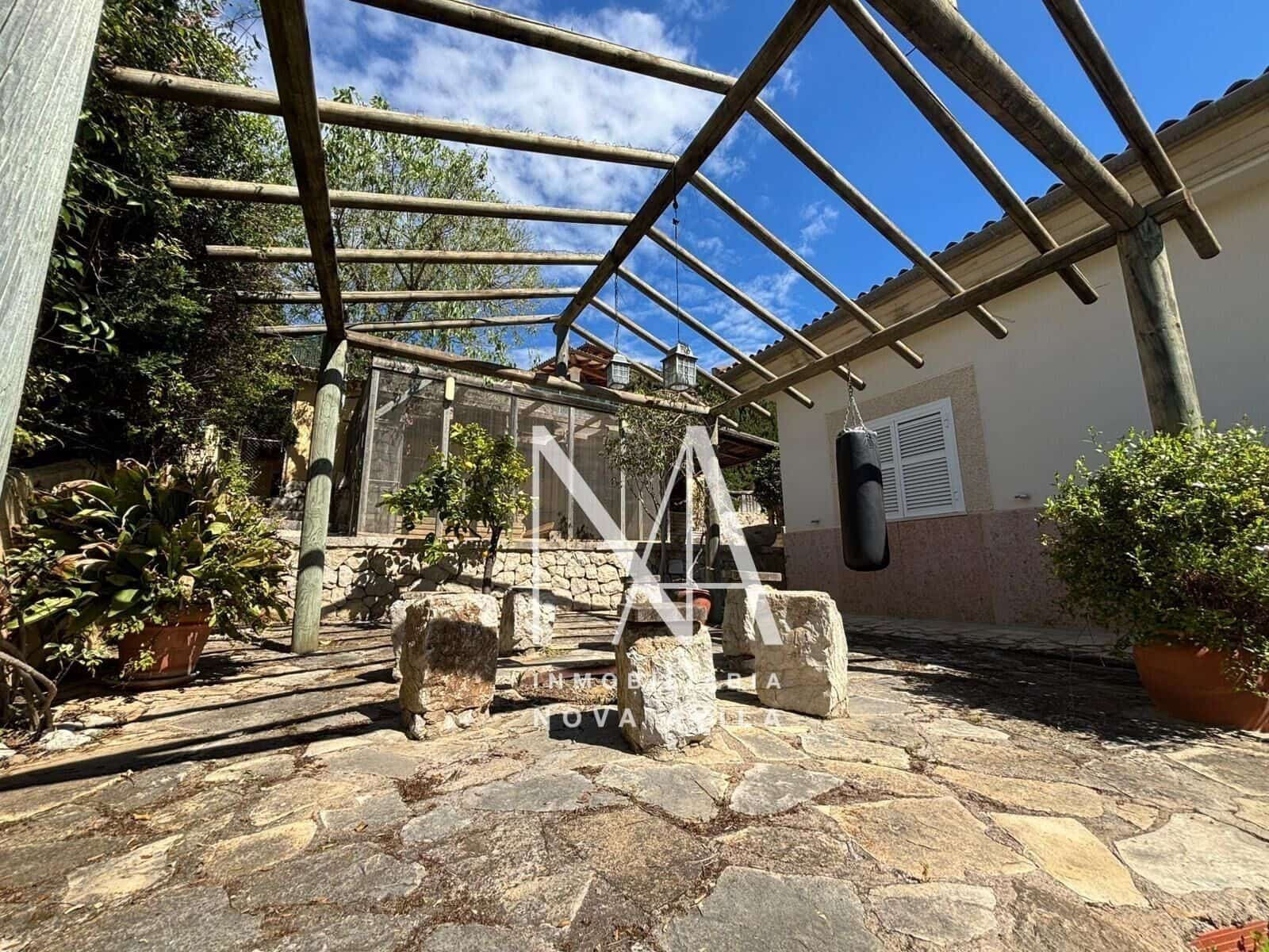 Chalet de 4 habitaciones en Inca en venta con piscina garaje - 1.289.000 € (Ref: 9999258)
