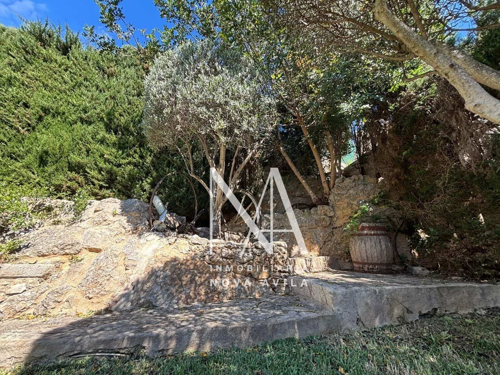 Chalet de 4 habitaciones en Inca en venta con piscina garaje - 1.289.000 € (Ref: 9999258)